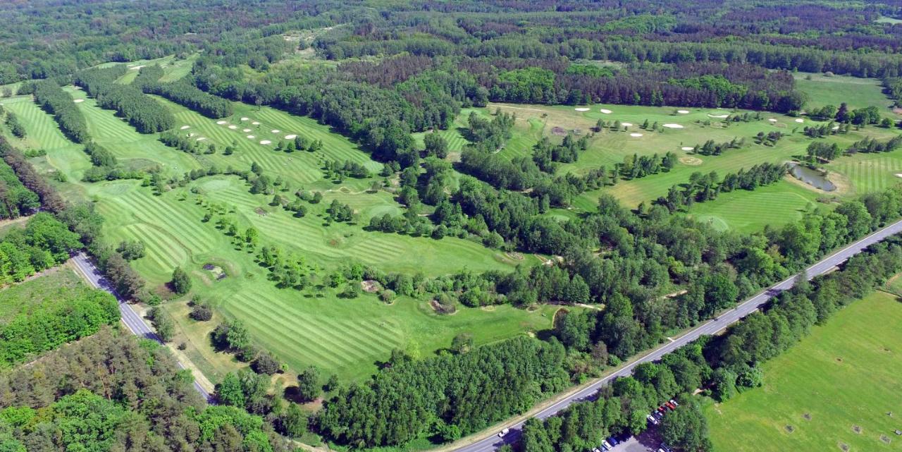 Golf Resort Lázně Bohdaneč Exterior foto